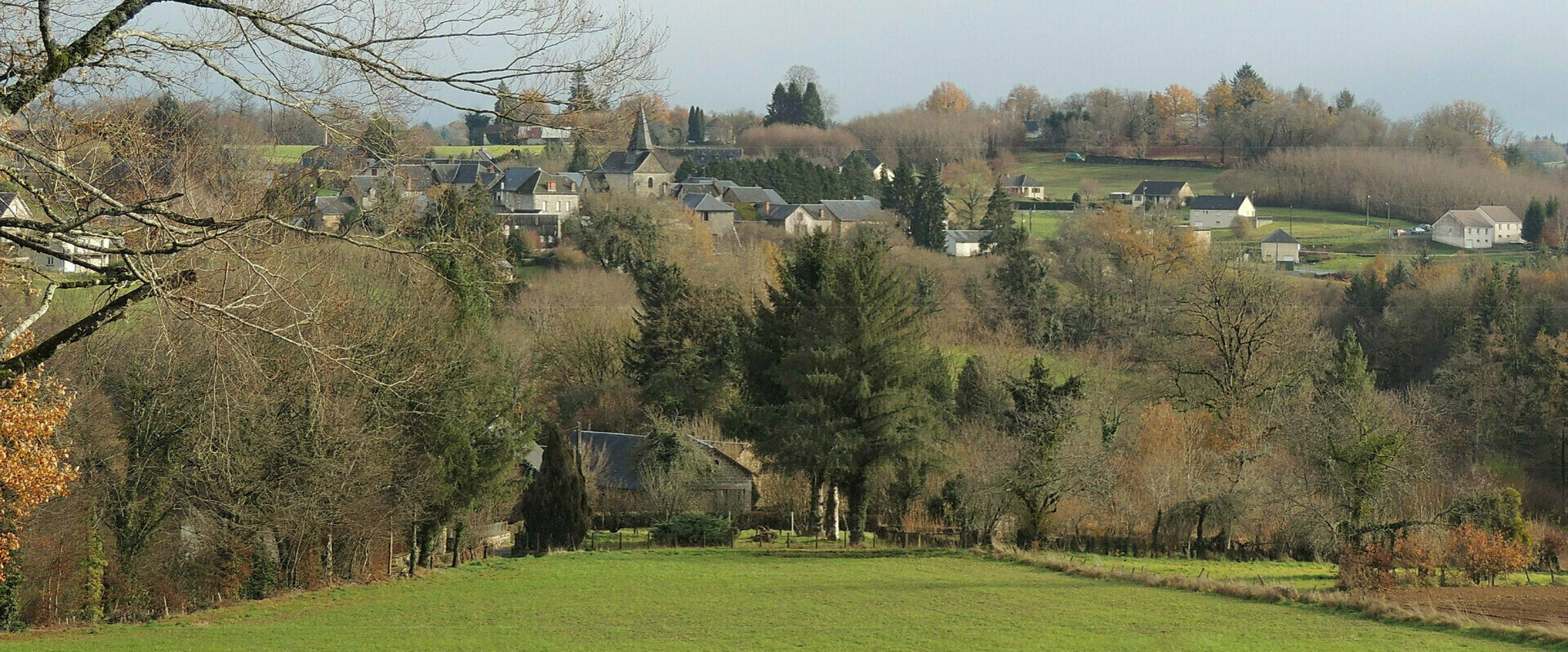 Mairie de Condat sur Ganaveix dans le 19 en Corrèze